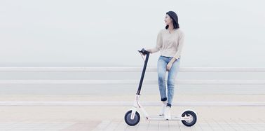Chine planche à roulettes légère pliable de hoverboard de conseil de MI de scooter électrique intelligent original du mijia M365 de xiaomi longue fournisseur